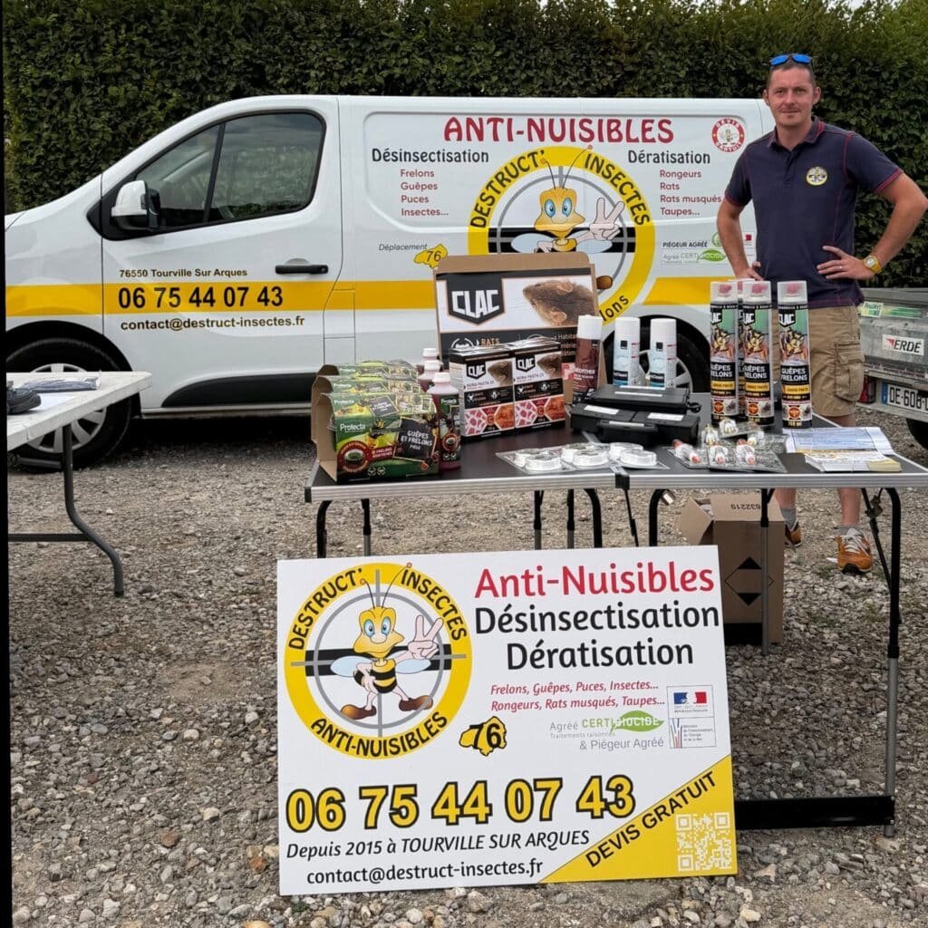 Destruct’ Insectes Anti-Nuisibles présente ses solutions contre les nuisibles lors d’une exposition à Saint-Saire dans le 76